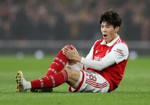 Ngôi sao Nhật Bản chật vật sau khi rời Arsenal