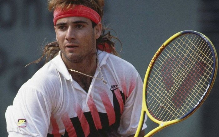 Agassi và máy bắn bóng đáng ghét