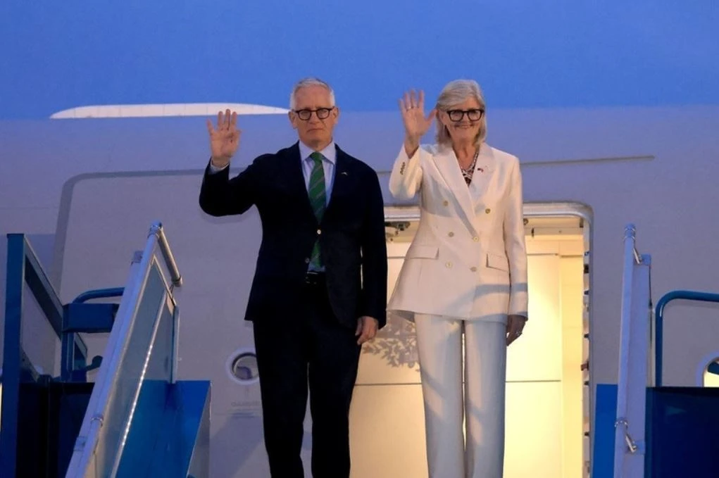 Toàn quyền Australia và Phu quân bắt đầu thăm Việt Nam