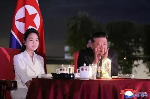 Tình báo Hàn Quốc: Con gái ông Kim Jong Un là người kế nhiệm tiềm năng