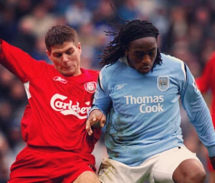 Cựu danh thủ của Man City bị bắt