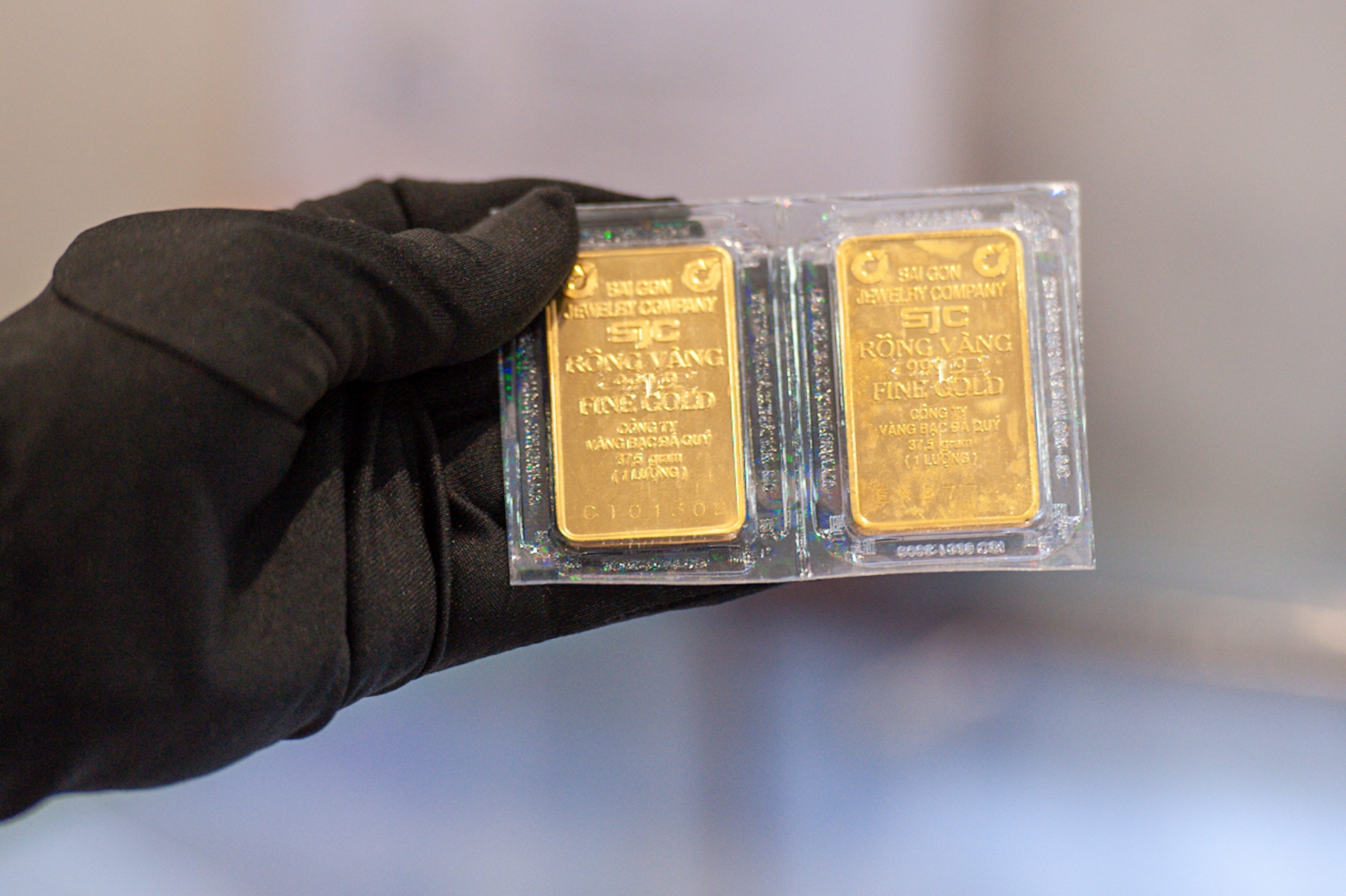 Giá vàng miếng đang giảm nhanh