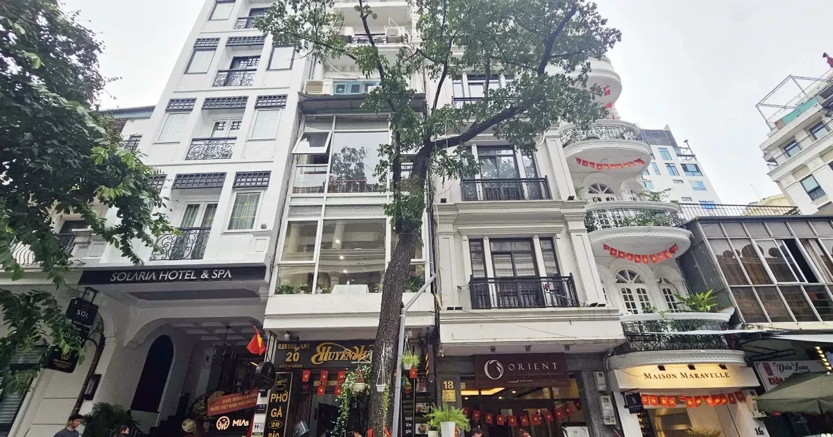 Nhà phố Hà Nội rao bán gần 3 tỷ đồng/m2 gây choáng