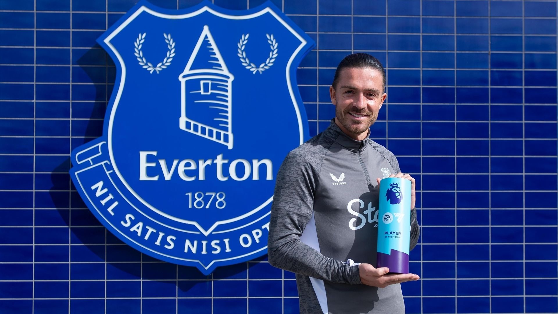 Grealish được vinh danh