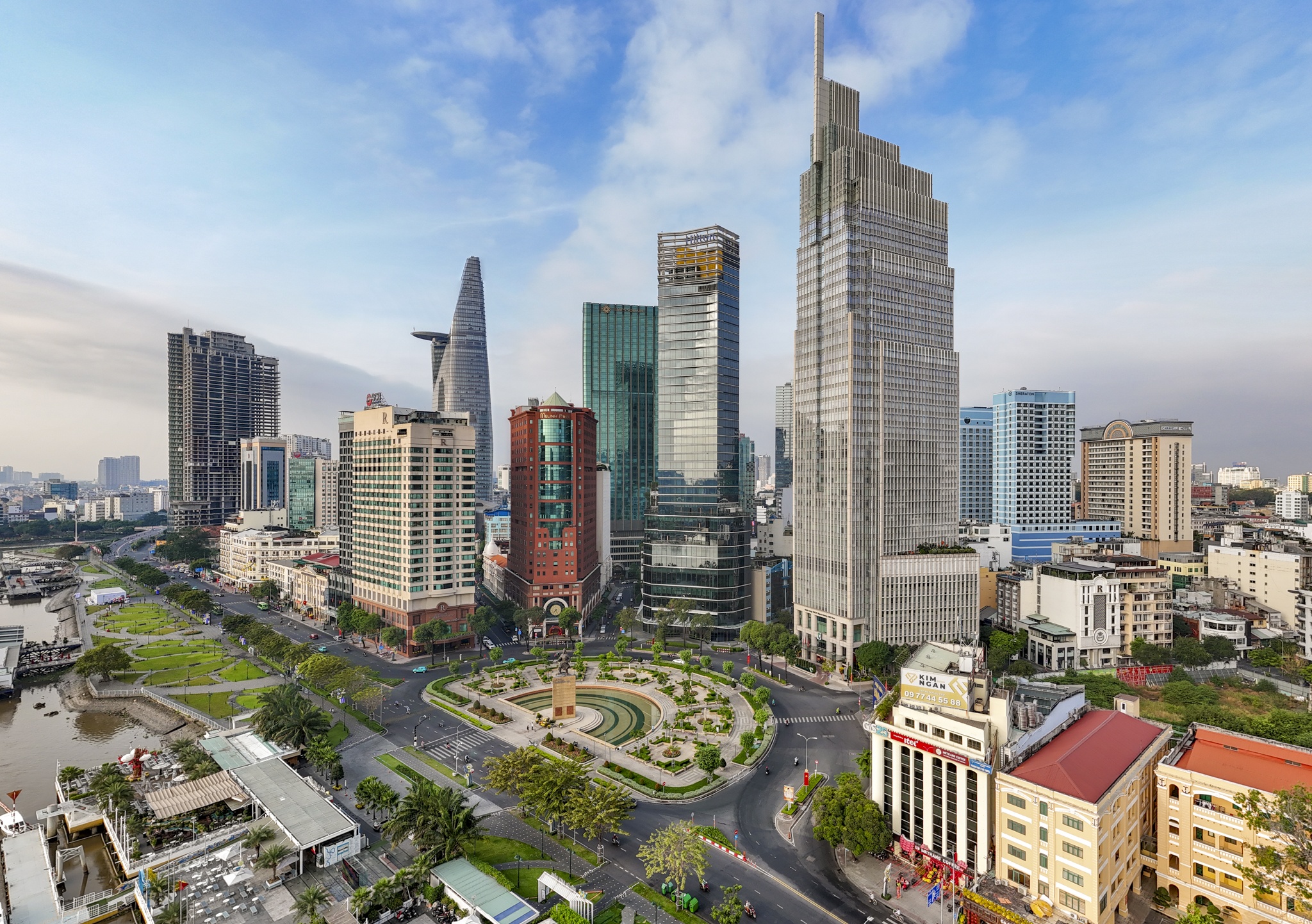 Đề xuất 5 ngành dịch vụ 'ưu tiên chiến lược' tại TP.HCM