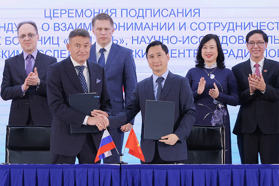 BVĐK Tâm Anh hợp tác chuyển giao công nghệ điều trị ung thư từ Nga