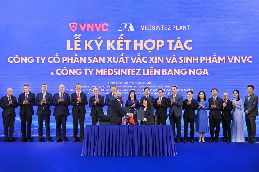 Nga chuyển giao công nghệ thuốc sinh học công nghệ cao cho Việt Nam