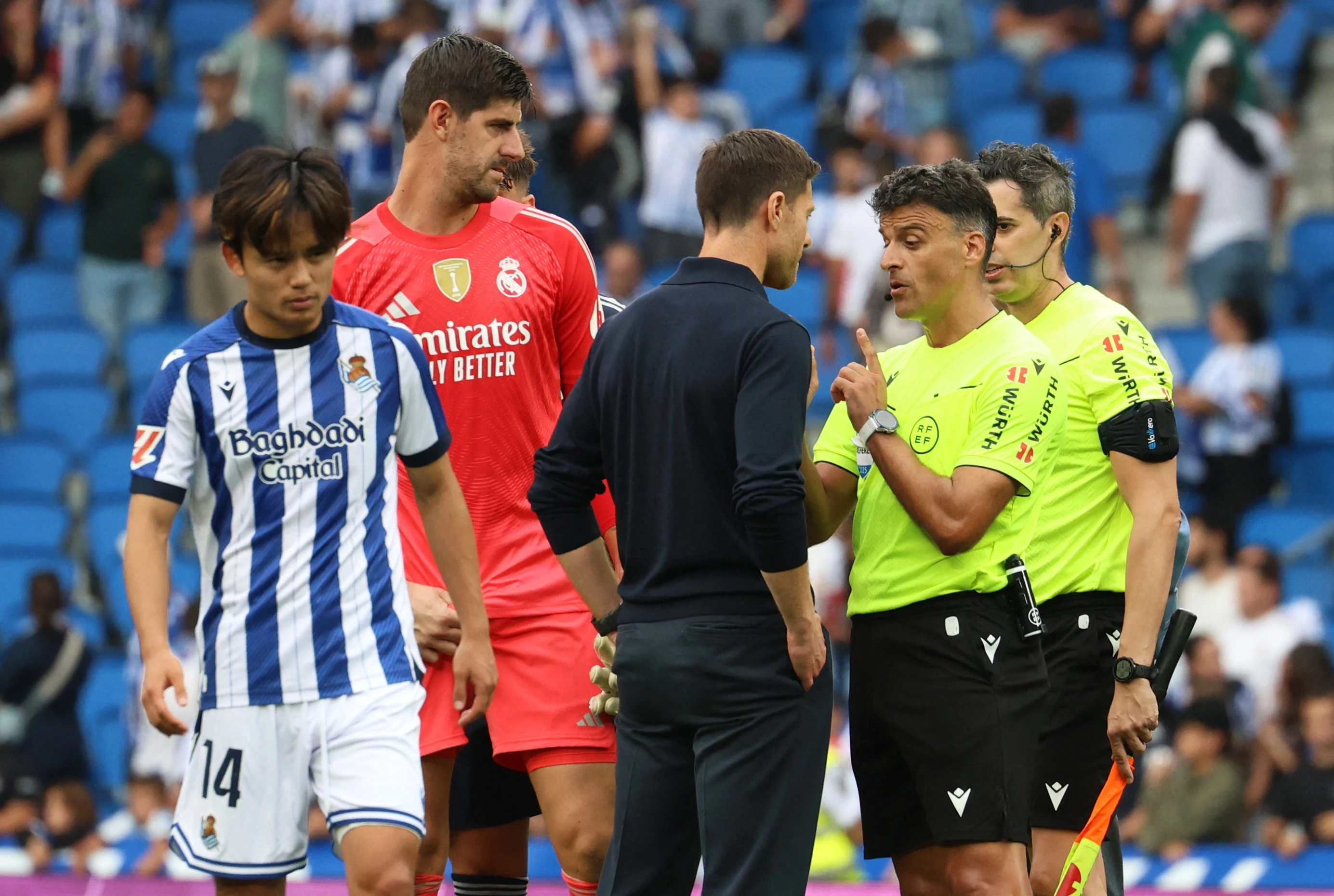 Real Madrid đưa trọng tài La Liga ra FIFA