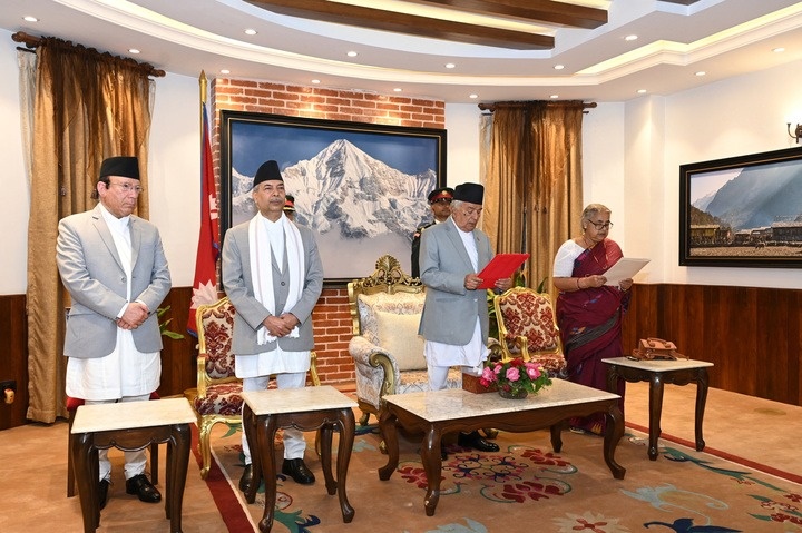 Nepal giải tán Quốc hội