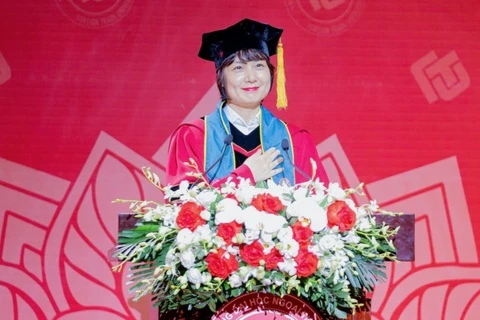 4 lời khuyên hiệu trưởng Đại học Ngoại thương gửi tân cử nhân