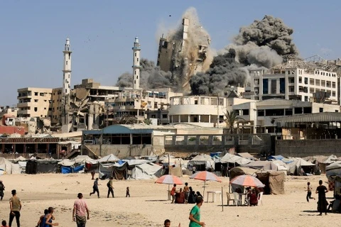 Bộ trưởng Quốc phòng Israel: 'Gaza đang bốc cháy'
