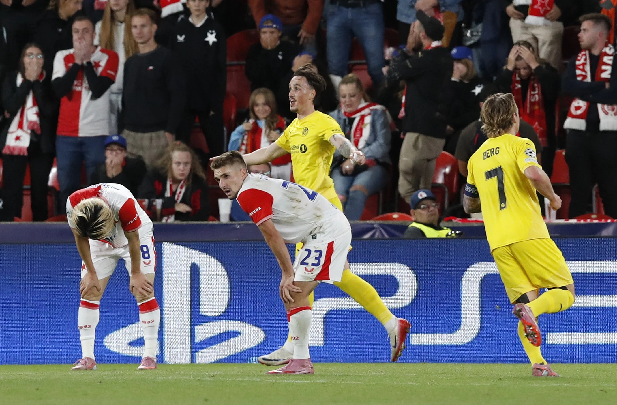 CLB Na Uy tạo địa chấn, giật điểm lịch sử tại Champions League