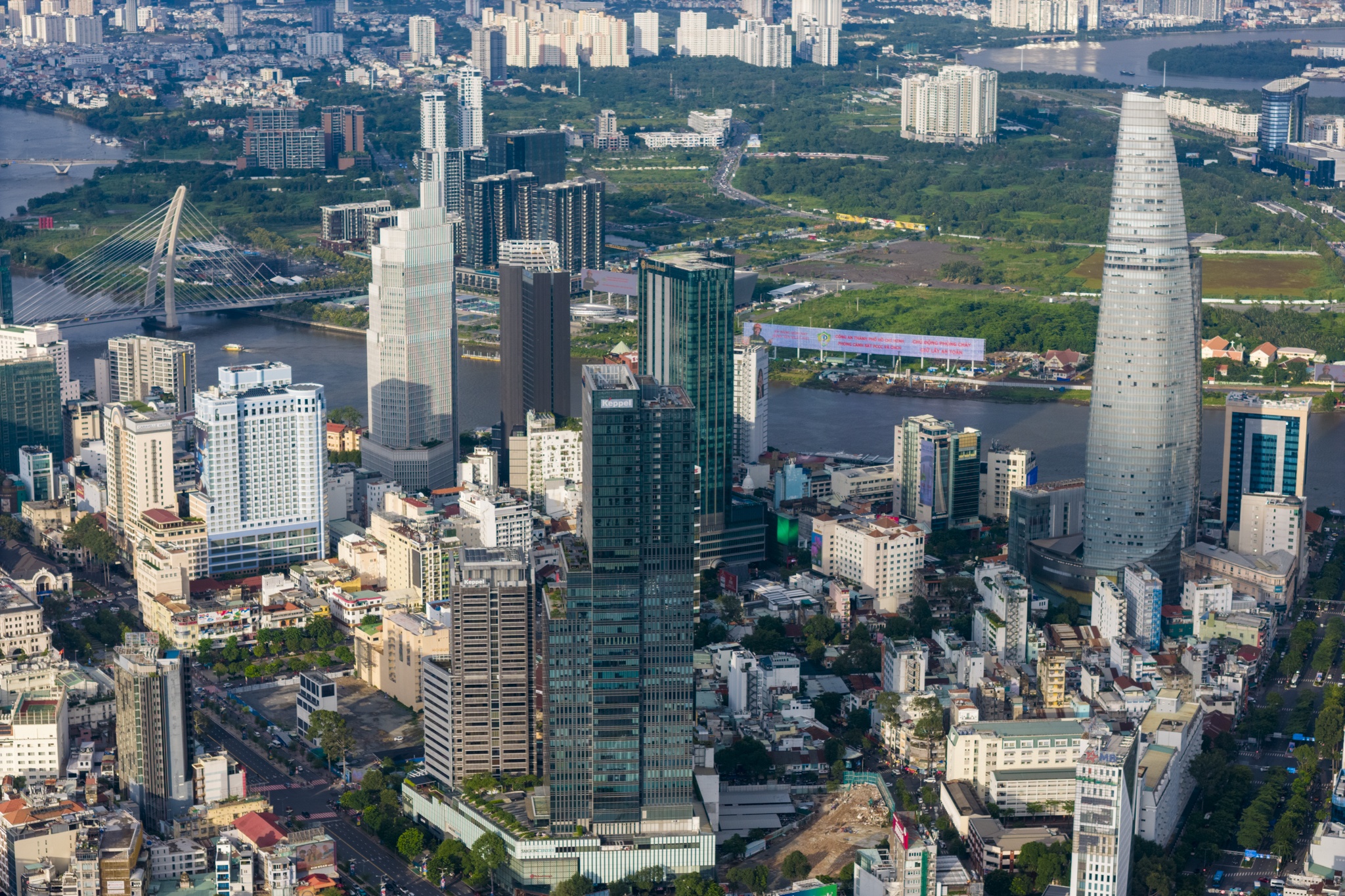 Chuyên gia Anh hiến kế để TP.HCM trở thành trung tâm tài chính quốc tế