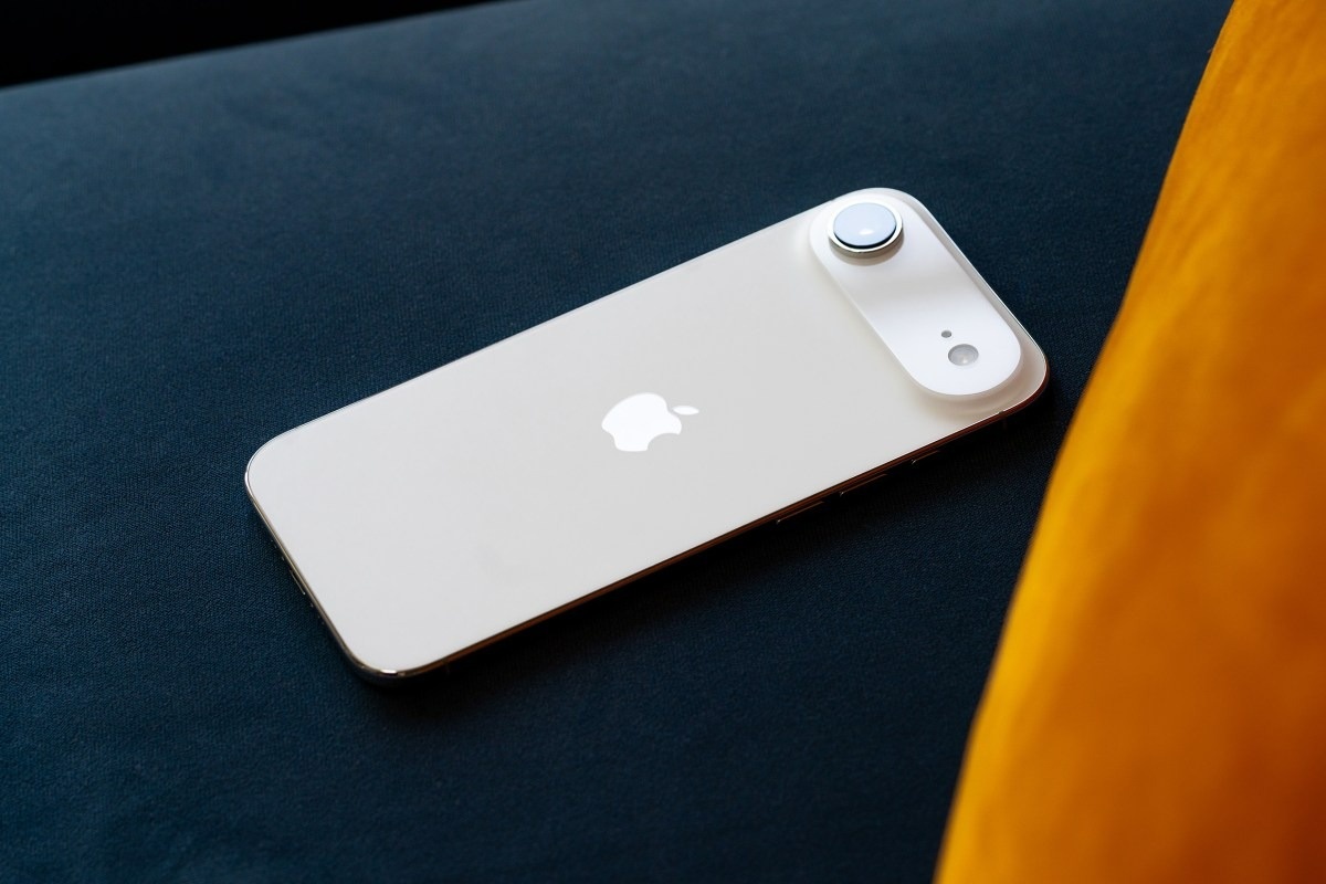 Chưa giao hàng, Apple đã phải sửa lỗi iPhone 17