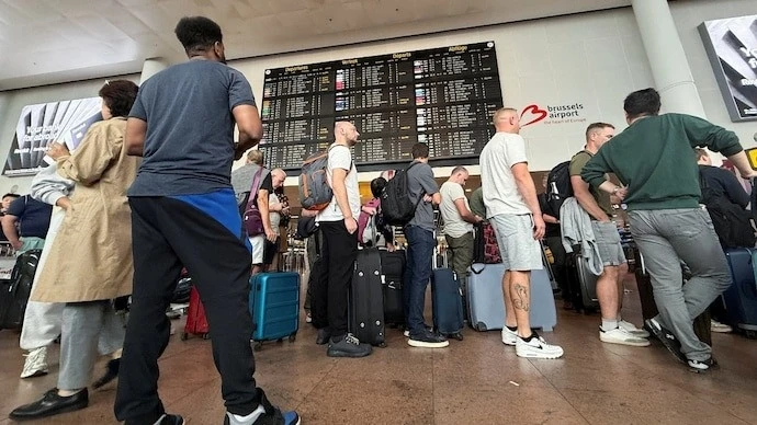 Nhiều sân bay lớn ở châu Âu tê liệt