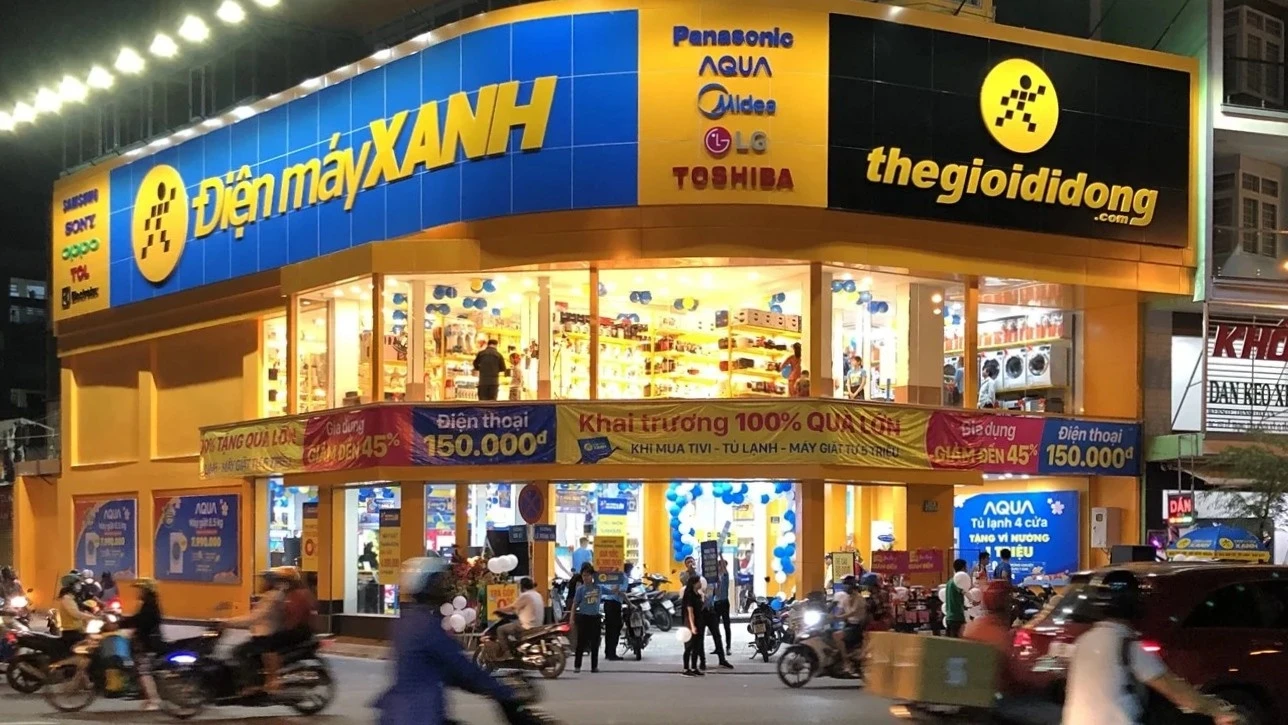 Thế Giới Di Động thu gần 100.000 tỷ đồng sau 8 tháng