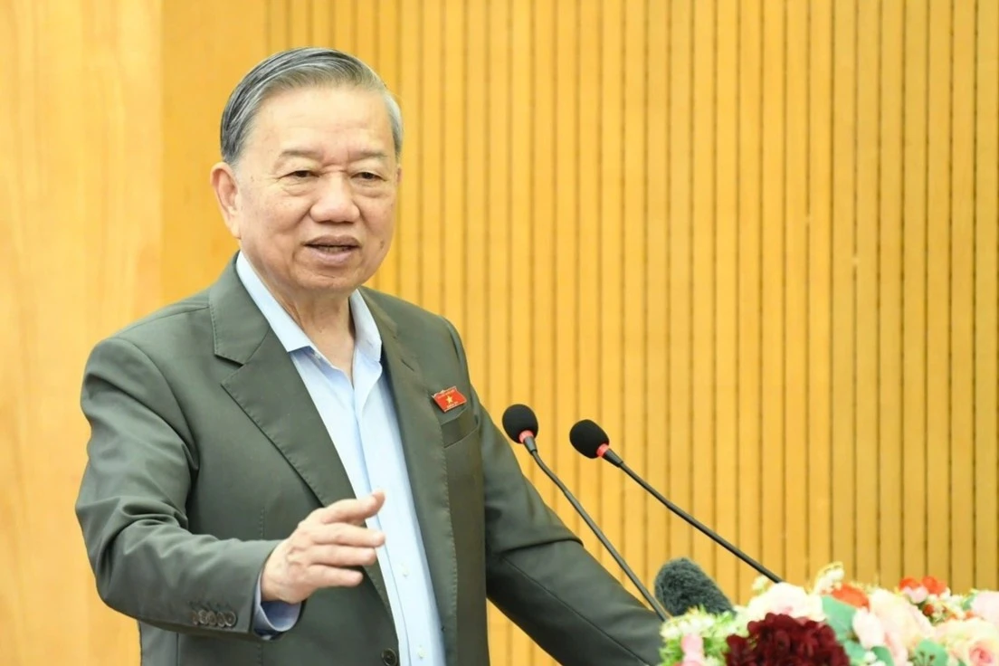 Tổng Bí thư: Kiểm tra tình trạng 'trường bày ra nhiều thứ để thu tiền'