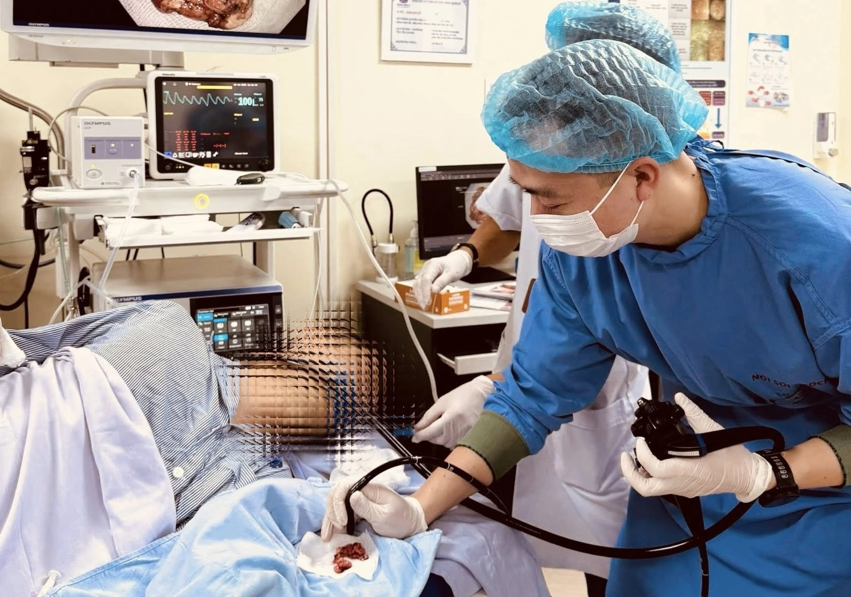 Người đàn ông phát hiện ung thư thực quản nhờ 2 dấu hiệu lạ