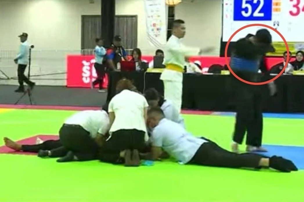 Vợ võ sĩ bị xử thua ở Thái Lan: 'Cả nhà òa khóc khi anh ôm mặt nức nở'