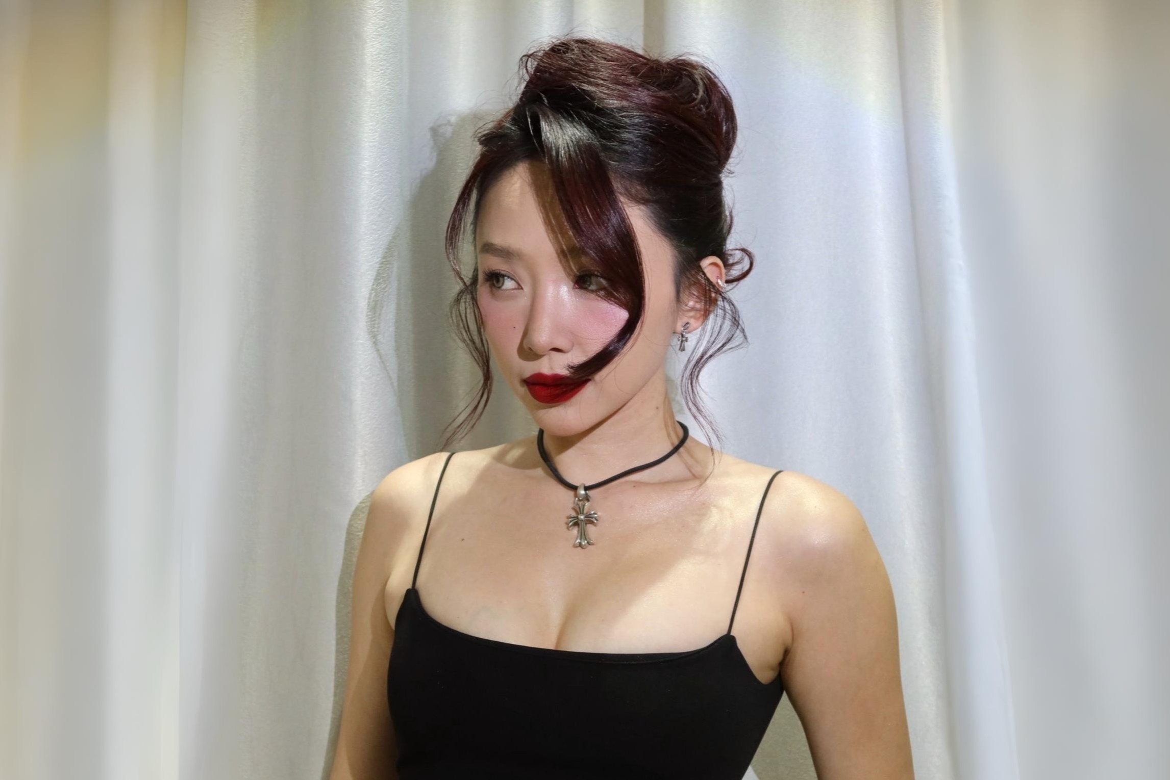 Tóc Tiên, Trang Pháp tham gia Đạp gió tại Trung Quốc?