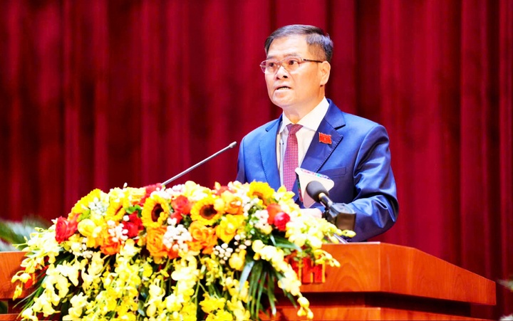 Ông Bùi Văn Khắng tái đắc cử Chủ tịch UBND tỉnh Quảng Ninh