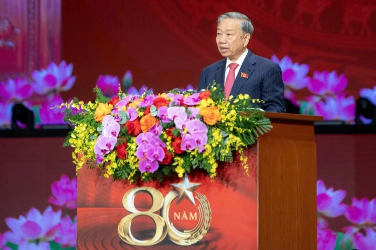 Tổng Bí thư, Chủ tịch nước gửi thư chúc mừng lực lượng Tham mưu CAND