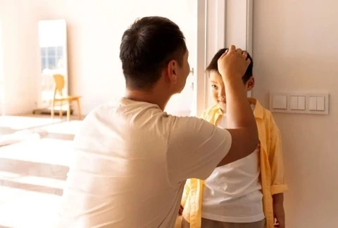 'Thủ phạm' thầm lặng khiến trẻ chậm tăng chiều cao