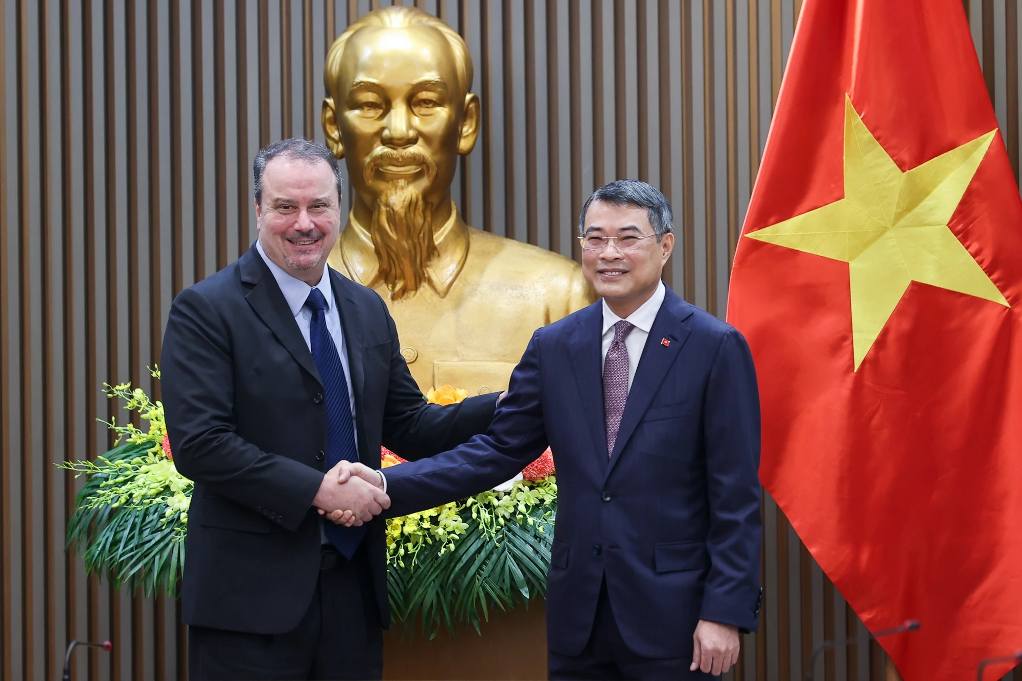 Thủ tướng Lê Minh Hưng tiếp Phó đại diện Thương mại Mỹ